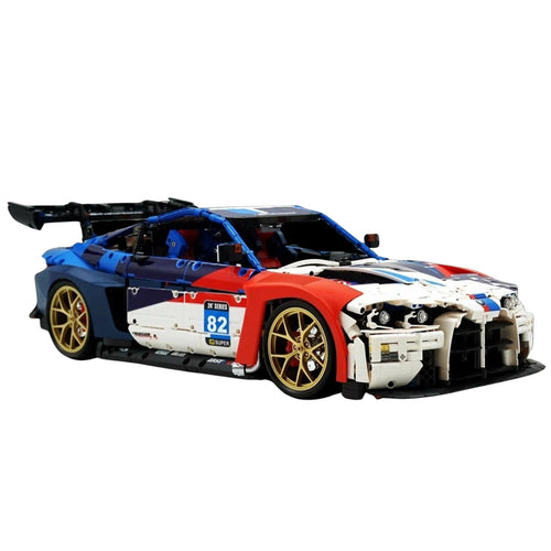 BMW M4 GT4 (4556 peças)